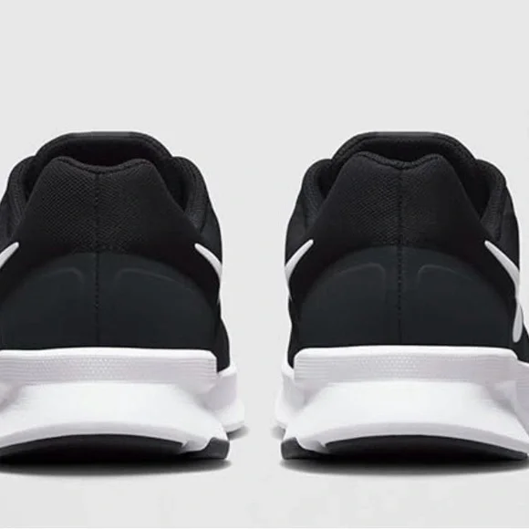 Nike Swift 3 Mens Black and White Running Shoes - Picture 5 of 5